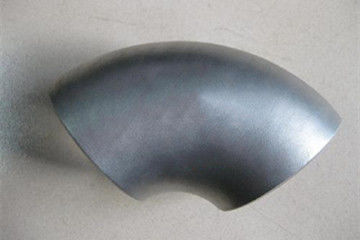 180 각도 엘보 녹슬지 않는 강관이음을 소금물에 절이기